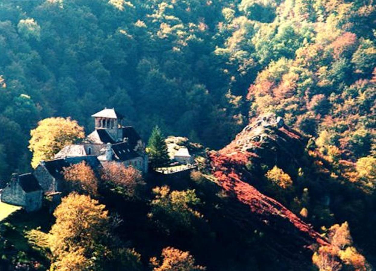 Maison Charmante A Florentin La Capelle Avec Jardin Et Vue Montagne Εξωτερικό φωτογραφία